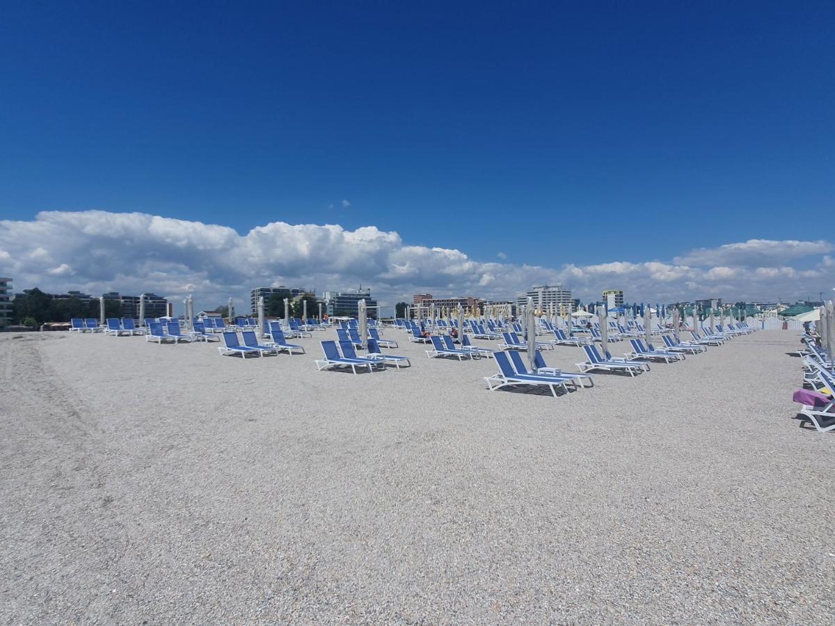 Deluxe Lake View Mamaia Eksteriør bilde