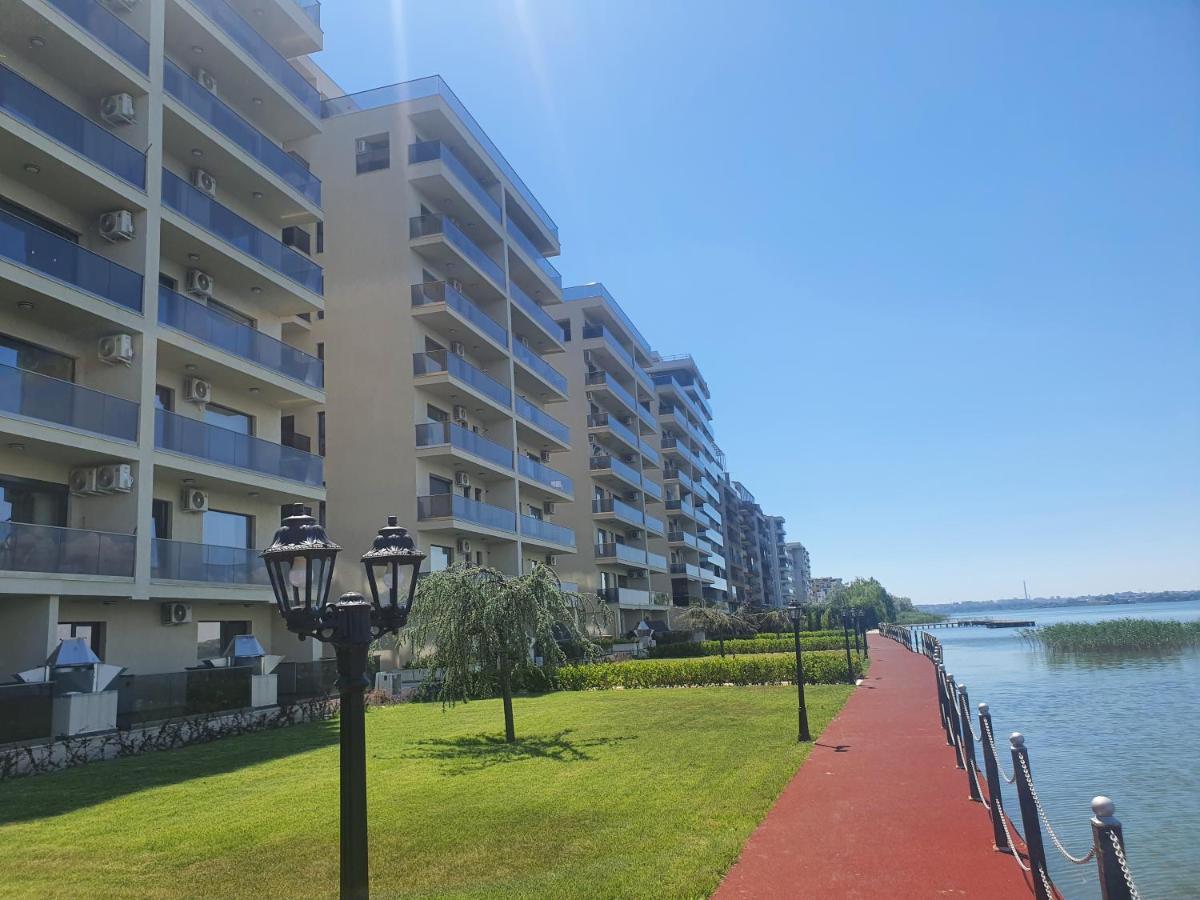 Deluxe Lake View Mamaia Eksteriør bilde