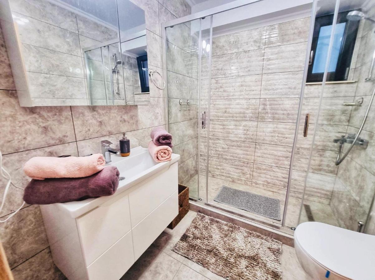 Deluxe Lake View Mamaia Eksteriør bilde