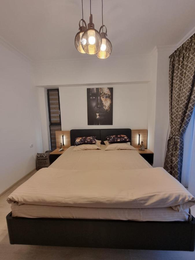 Deluxe Lake View Mamaia Eksteriør bilde